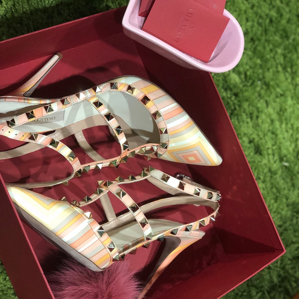 Valentino OrangeMultiHarlequinprint Rockstud Pumps